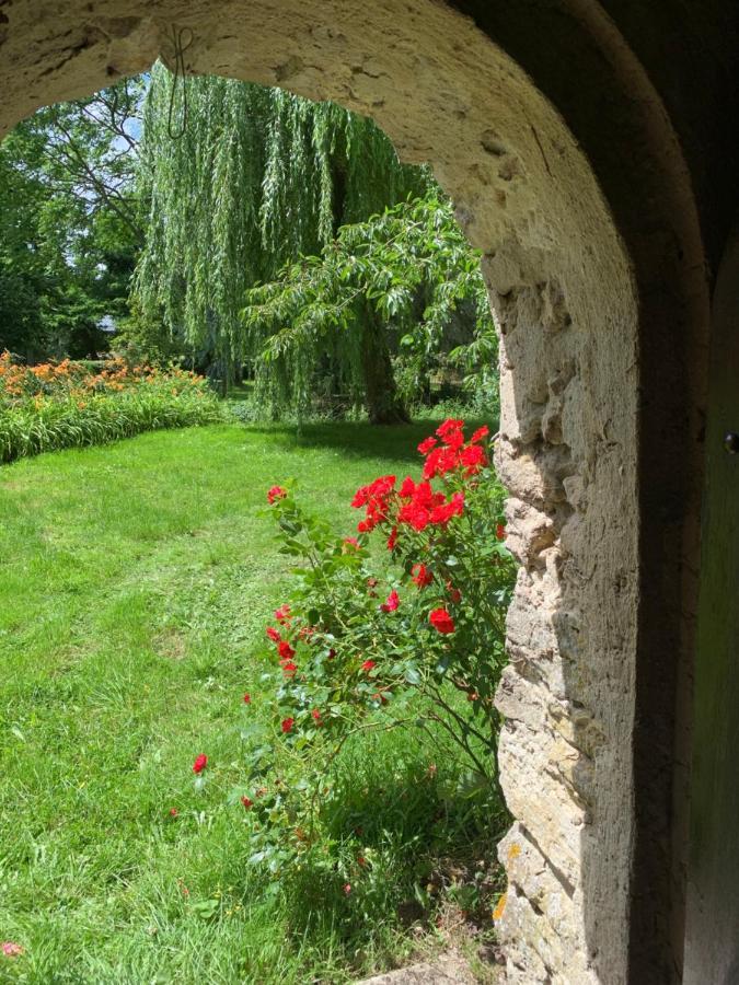 Moulin De Champrond -Montmirail -Sarthe Bed & Breakfast Exterior photo