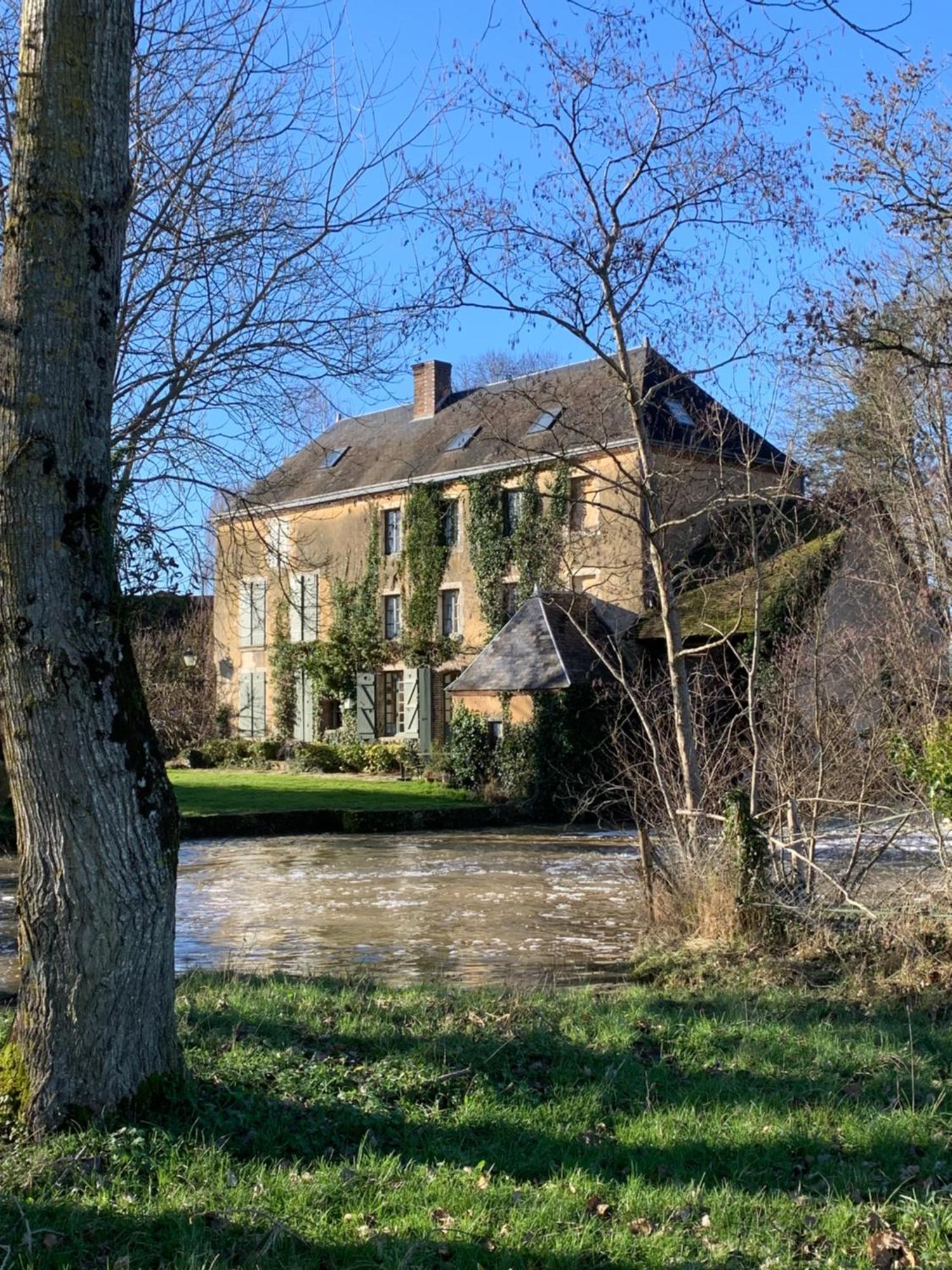 Moulin De Champrond -Montmirail -Sarthe Bed & Breakfast Exterior photo